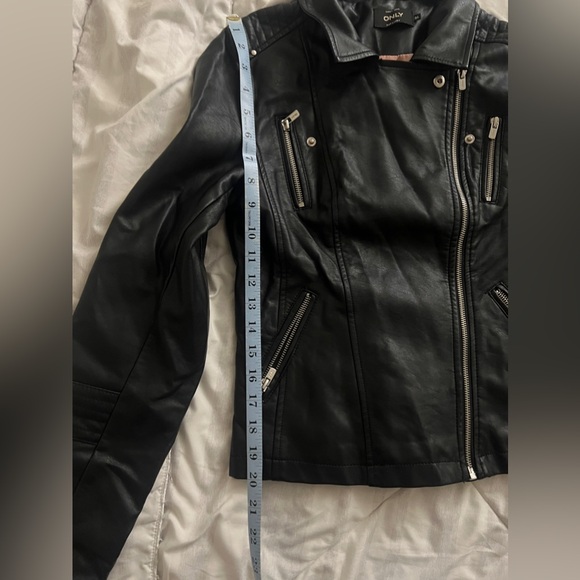 Only (ASOS) pleather jacket - Picture 7 of 8